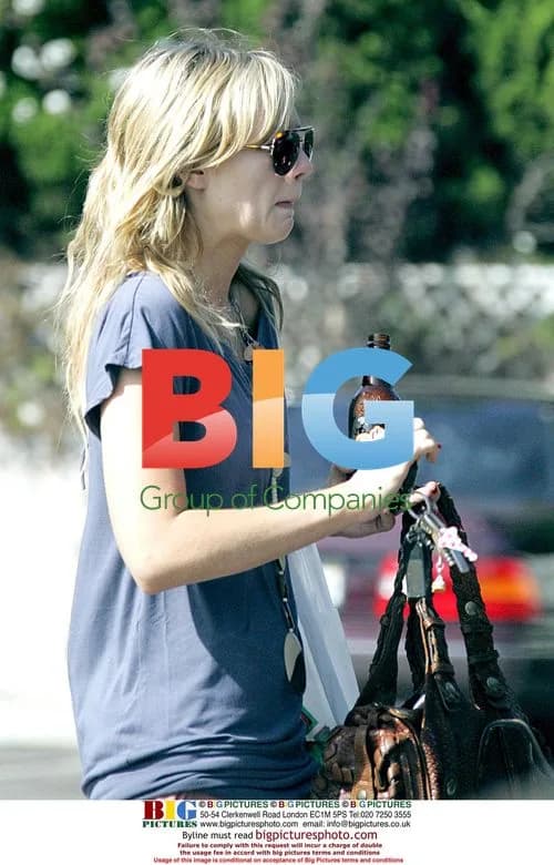 Kirsten Dunst Shopping in West Hollywood