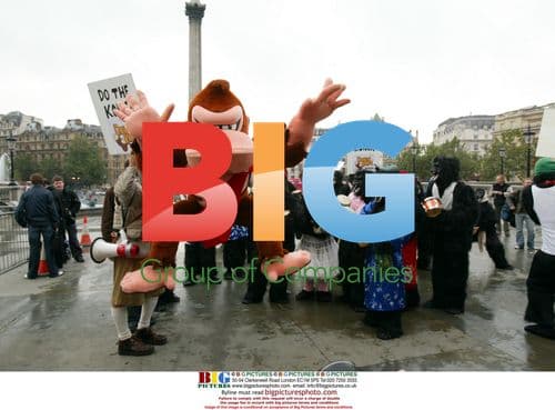 Gorillas Launch Donkey Kong Game