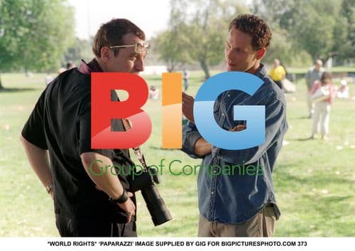 Production still of Cole Hauser in Paparazzi