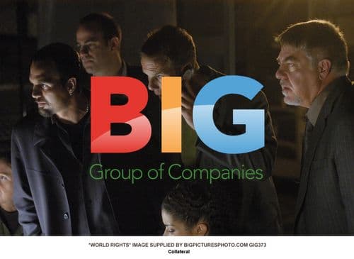 COLLATERAL film still of investigation