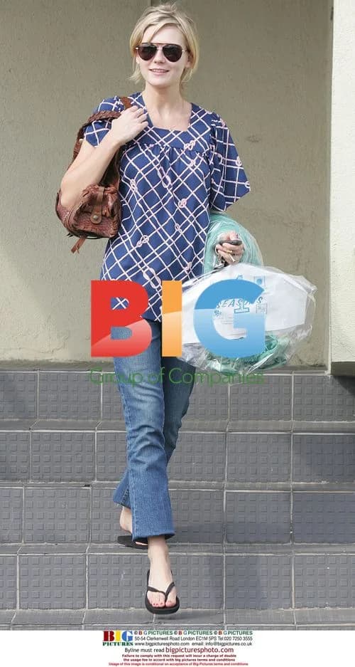 Kirsten Dunst Shopping in Beverly Hills