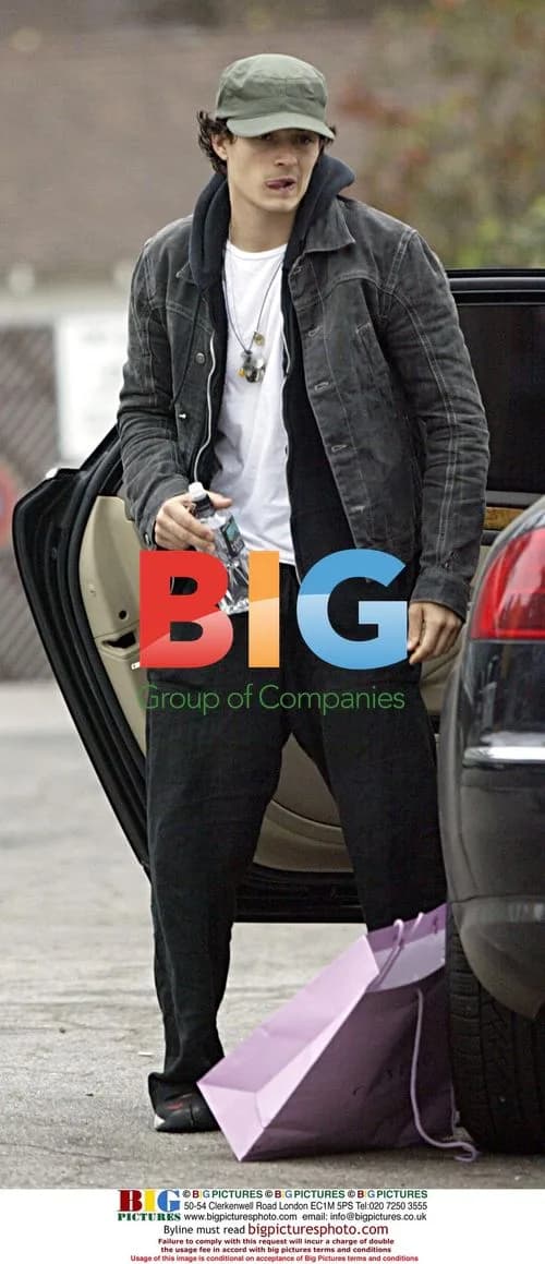 Orlando Bloom Sticks Out Tongue After Doctor Visit