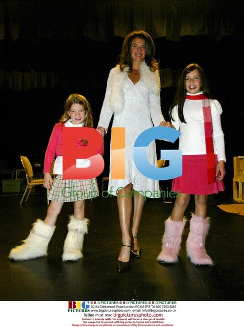 Annabel Croft and daughters on Sparks charity catwalk