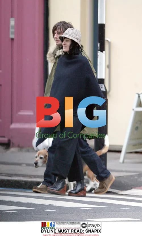 Siobhan Fahey and Boyfriend Walk Dog