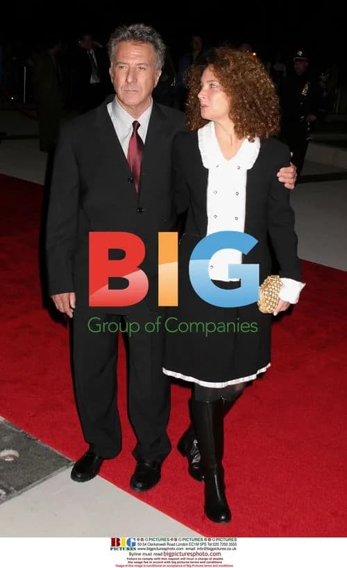 Dustin Hoffman and Lisa at 'Finding Neverland' Premiere