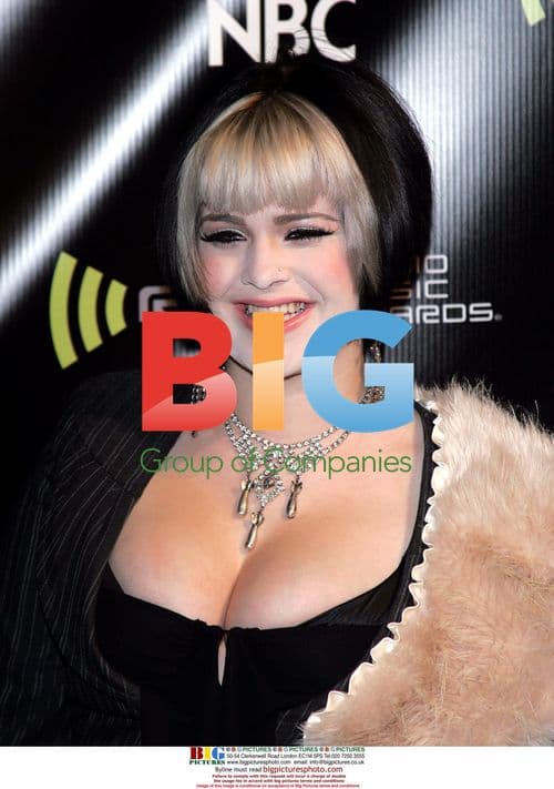 Kelly Osbourne at 2004 Radio Music Awards