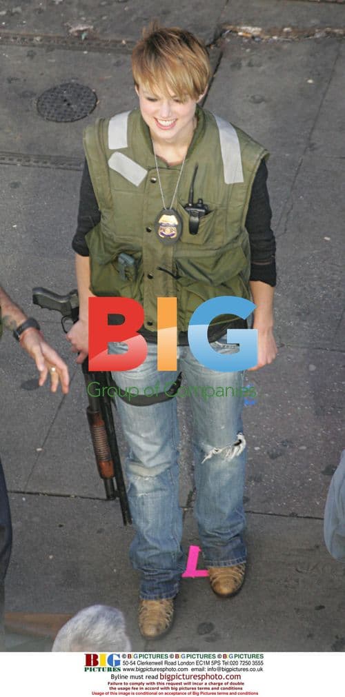 Keira Knightley on set of 'Domino' with Mickey Rourke