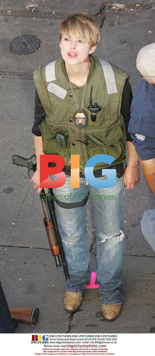 Keira Knightley on set of 'Domino' with Mickey Rourke