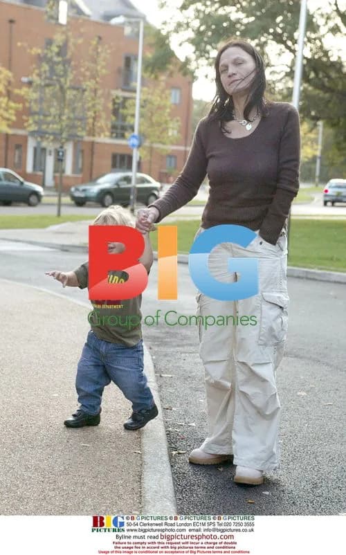 Jade Goody Arrives Home with Sons