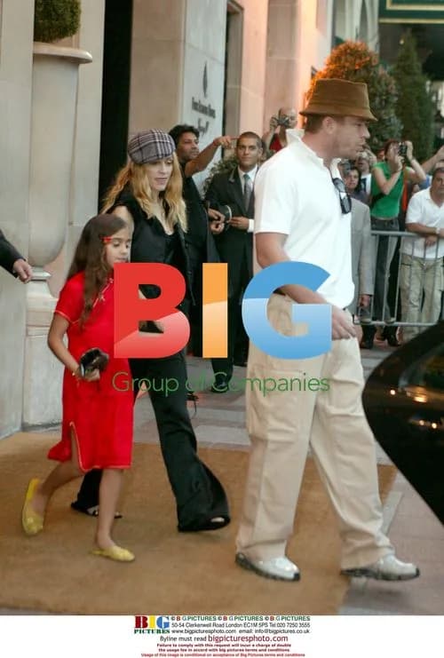 Madonna takes family to Kabbalah service in Paris