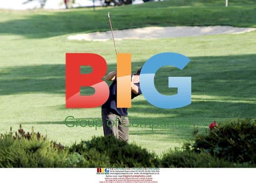 Matt Damon playing golf in Deauville