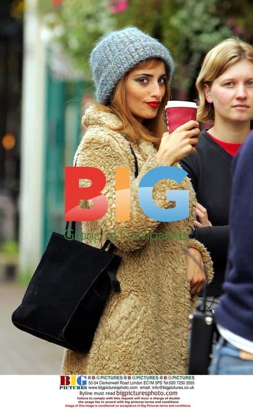 Penelope Cruz on set of 'Chromophobia'