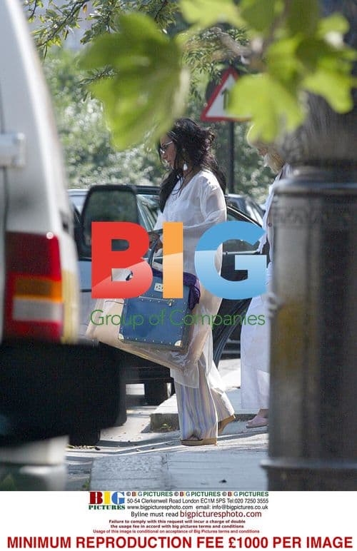 Nancy Dell'Olio Leaves Eriksson's Home