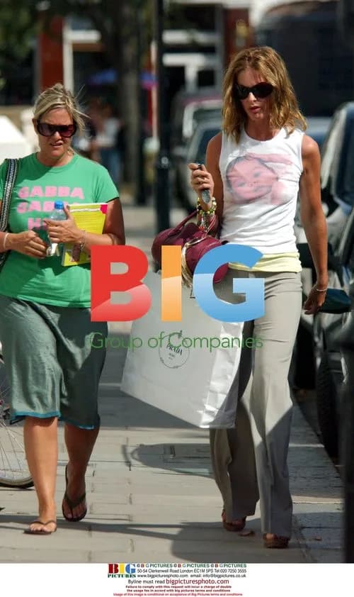 Trinny Woodall Out Shopping with Friend