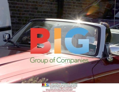 Lucy Benjamin and Boyfriend at Cafe