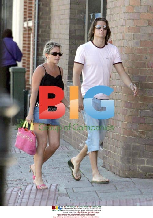 Lucy Benjamin with boyfriend at cafe