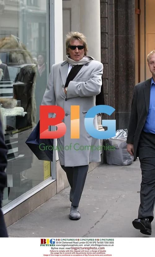 Rod Stewart Shopping in London