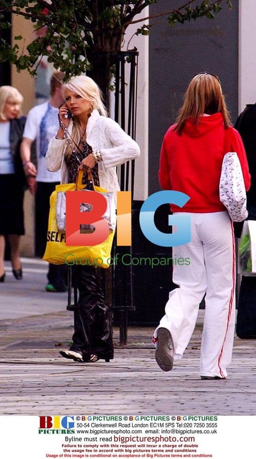 T4 Presenter Steve Jones Filming in Manchester