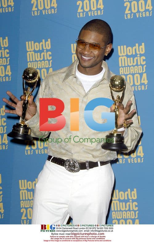 Usher at 2004 World Music Awards