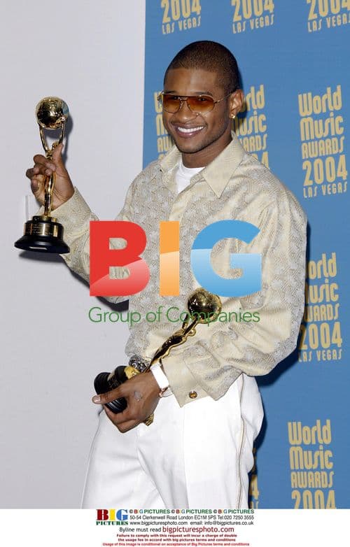 Usher at 2004 World Music Awards