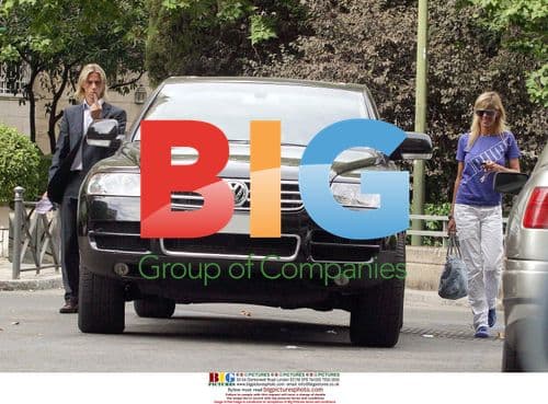 Footballer 'Guti' Swears at Paparazzi