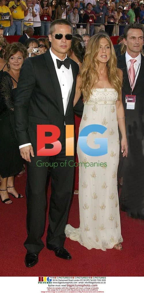 Jen Aniston & Brad Pitt at 2004 Primetime Emmys