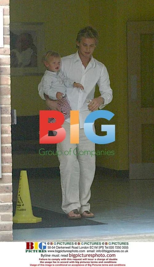 Jeff Brazier visits Jade Goody and son