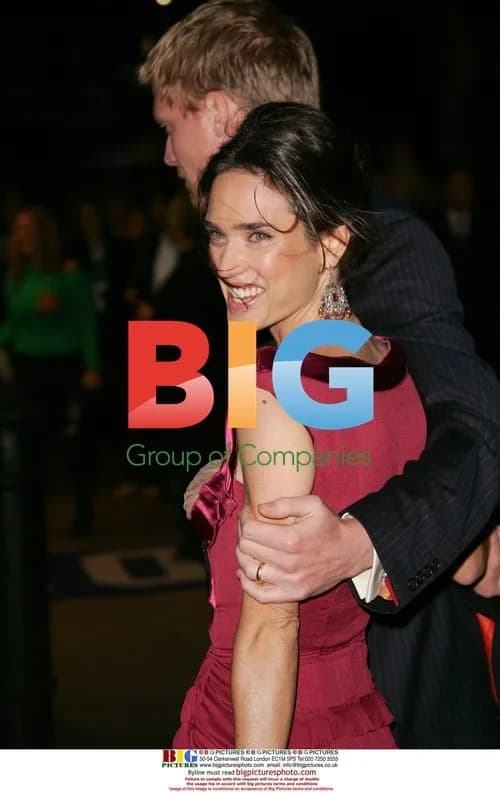 Jennifer Connelly and Paul Bettany at Wimbledon Premiere
