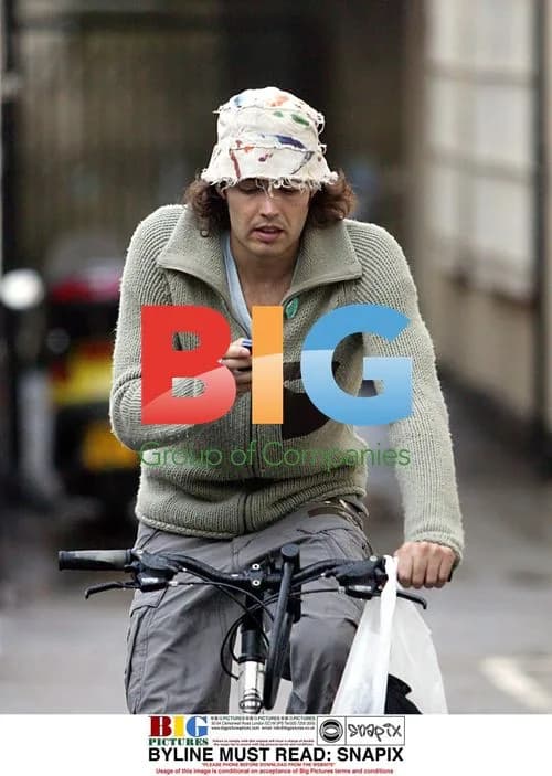 Russell Brand Cycling in London