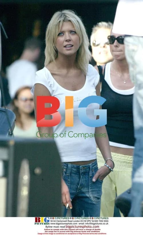 Tara Reid at Free Concert in Hollywood