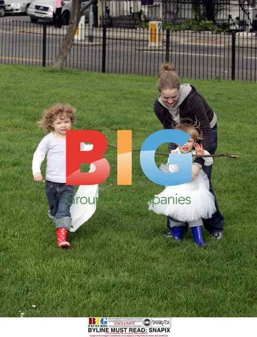 Jools Oliver with daughters in park