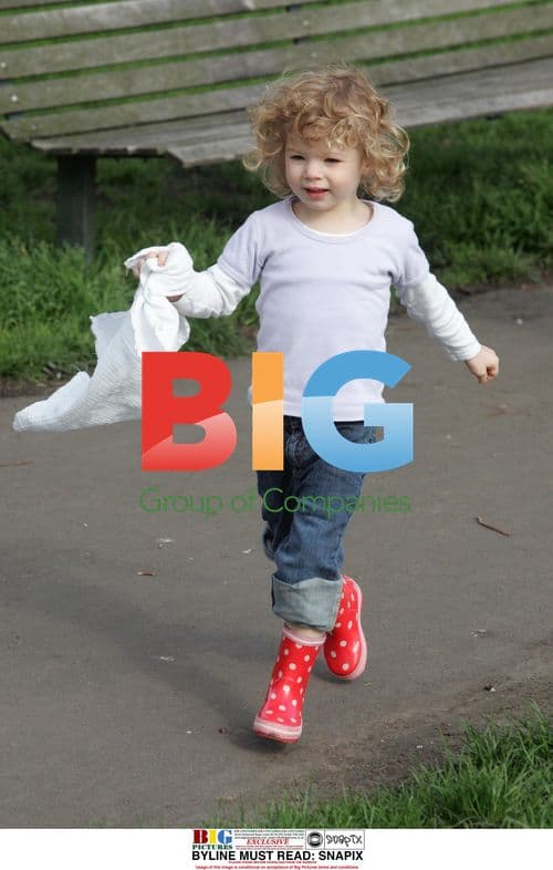 Jools Oliver with Daughters at Park