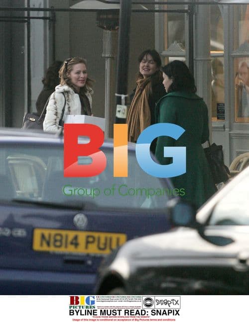 Kirsty and Trinny on Post-Holiday Shopping Trip