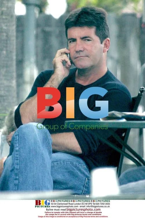 Simon Cowell Enjoys Lunch