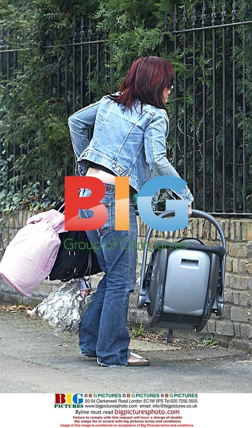Jessie Wallace Leaves Home