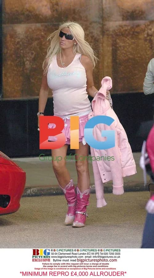 Pregnant Jordan with Fiance Peter Andre
