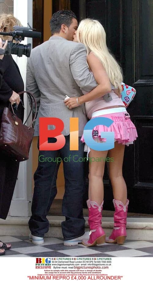 Pregnant Katie Price and Peter Andre at London Clinic