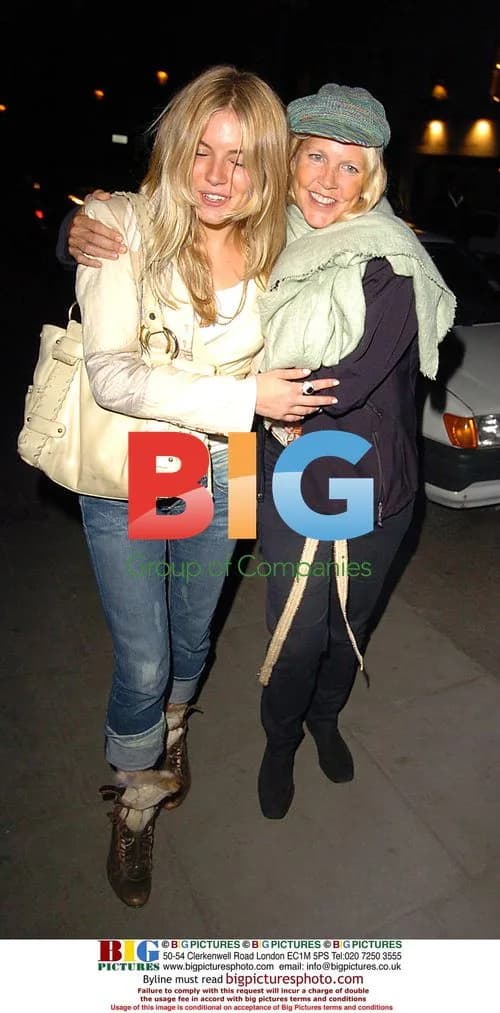 Sienna Miller Dining With Friends