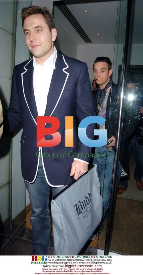Robbie Williams and David Walliams Partying in London