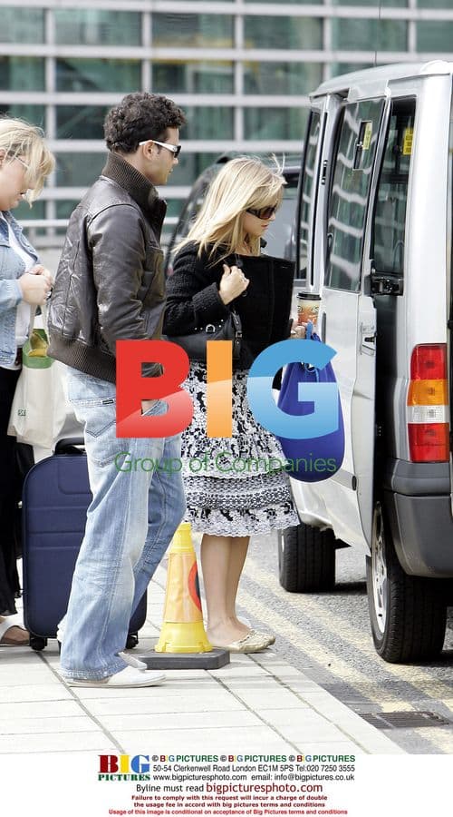 Coronation Street Stars at Manchester Airport