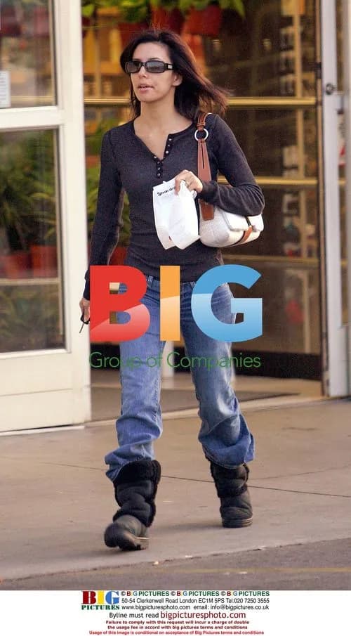 Eva Longoria runs errands in Hollywood