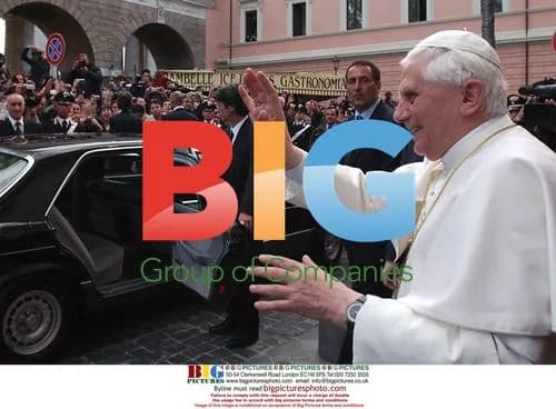 Pope Benedict XVI in Leonina Square