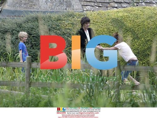 Jude Law Takes Kids to Wildlife Park After Sienna Split