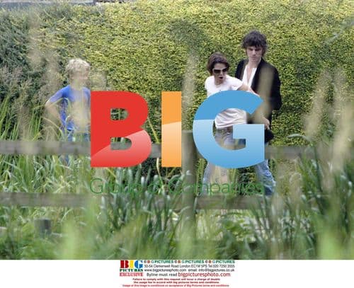 Jude Law Takes Kids to Wildlife Park After Split