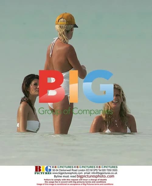 Rachel Hunter mixes business and family in Bahamas