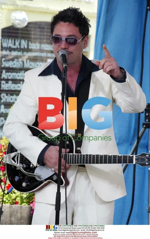 Singer Huey Performing on 'This Morning'