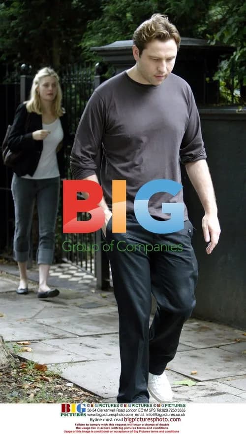 David Walliams Arranging House Interiors