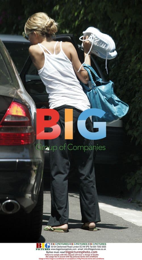 Nicole Richie Heading to Gym Lesson