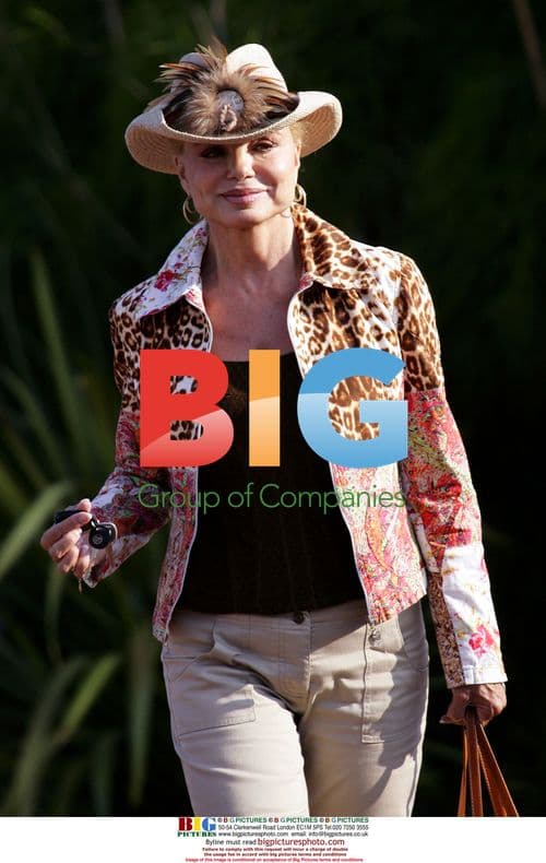 Loni Anderson in Malibu