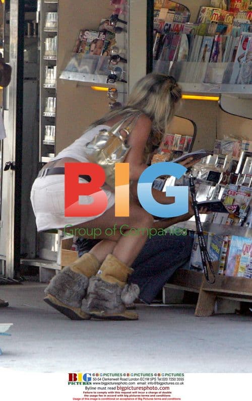 Rachel Hunter at Newsstand